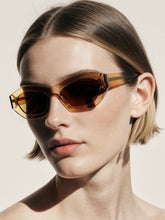 The Astrid - Lucid Honey